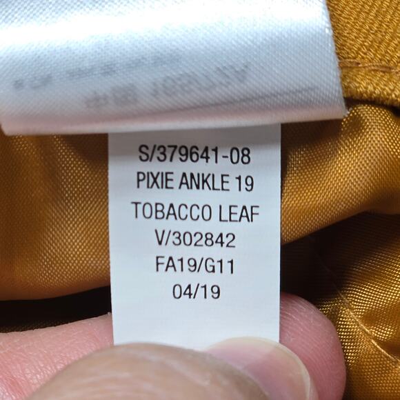 Old Navy Pixie Yellow Gold Pants Stretch Y2k Ankle Flat Front Women's Size 8 Zip - Picture 8 of 8